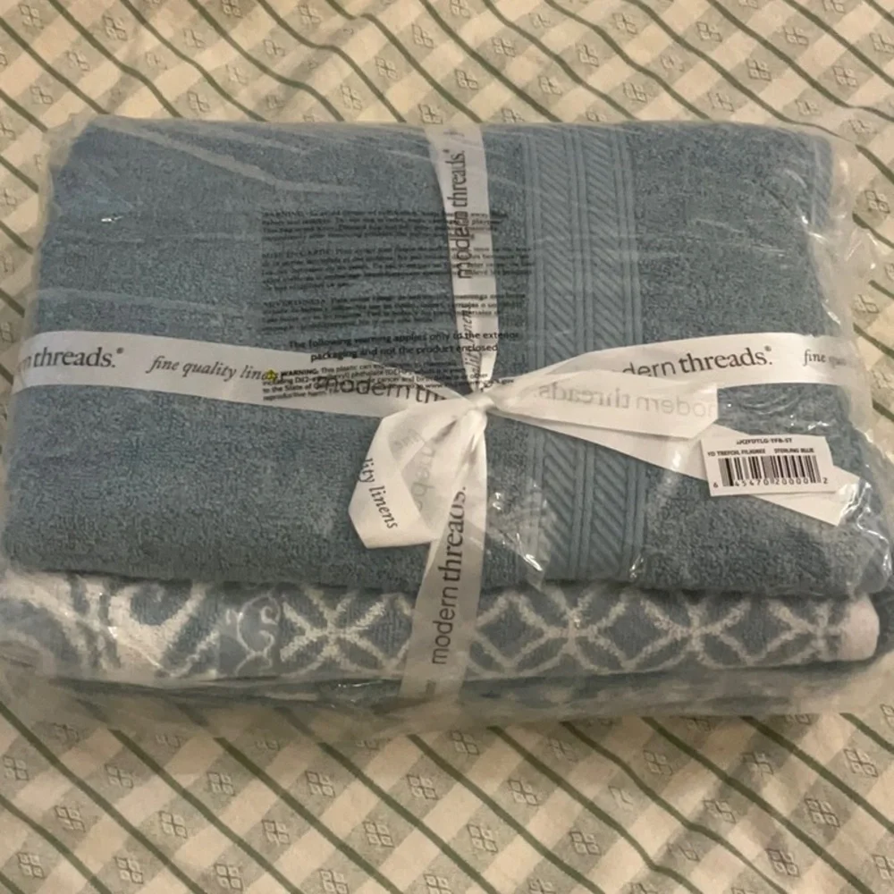 Modern Threads Trefoil Filigree 6-Piece Reversible Yarn Dyed Jacquard Towel Set